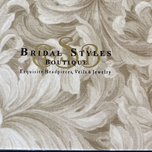 Bridal Headpiece main image 7